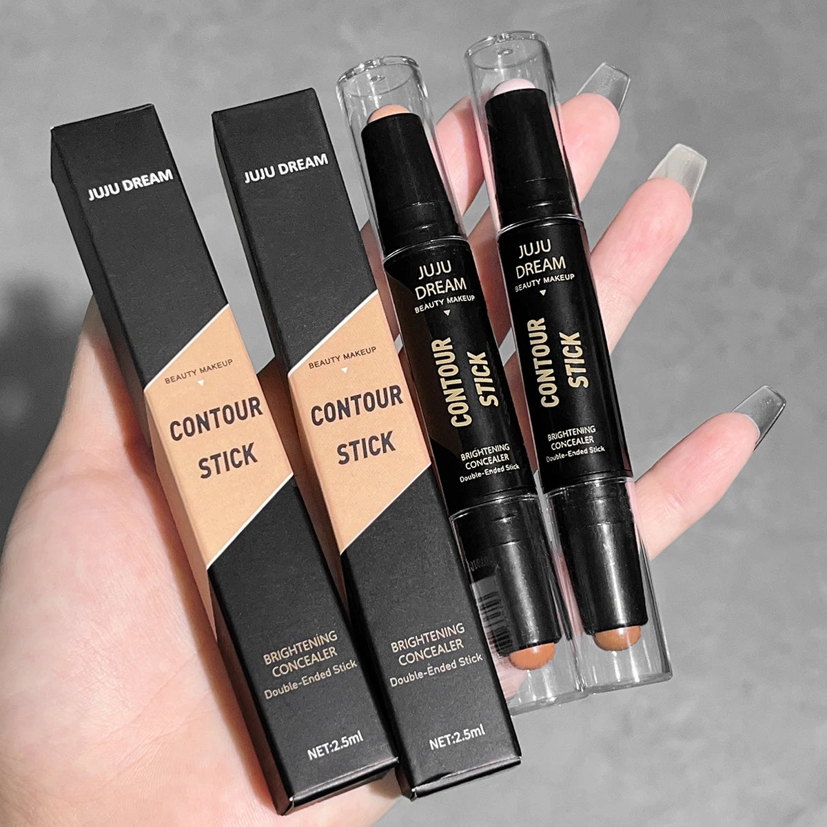 Dual-ended contour stick for your DOLL-UP times